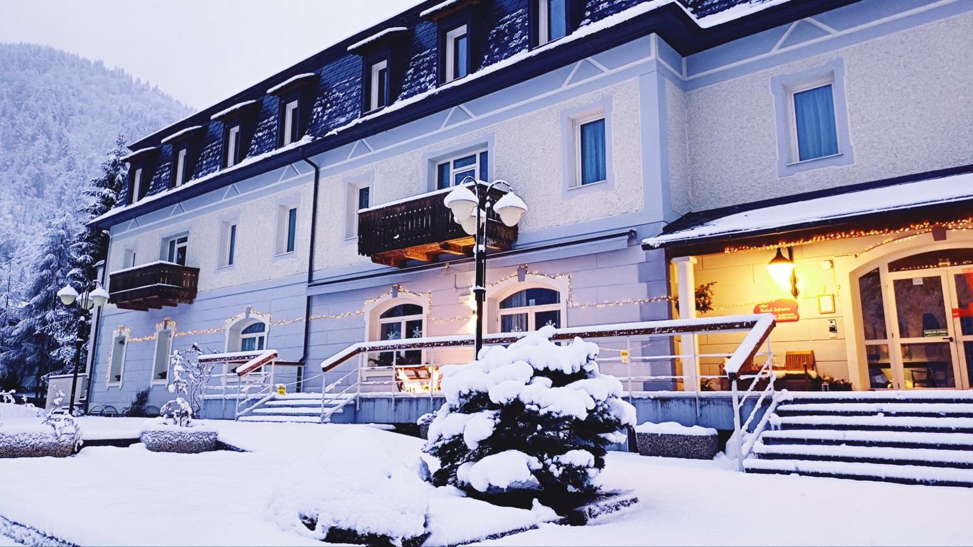 Hotel Saisera Valbruna Extérieur photo
